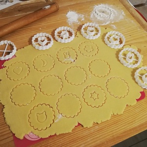 7 db-os linzer kiszúró forma - otthon & életmód - konyhafelszerelés, tálalás - Meska.hu