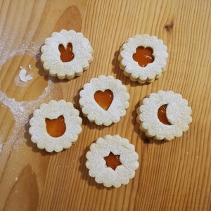 7 db-os linzer kiszúró forma - otthon & életmód - konyhafelszerelés, tálalás - Meska.hu