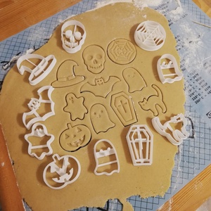Bővített halloween-i kekszkiszúró szett, Otthon & Életmód, Konyhafelszerelés, tálalás, Sütés, főzés, Sütikiszúró, Mézeskalácssütés, Mindenmás, MESKA