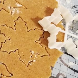 Hópihe 2. Karácsonyi mézeskalács-, keksz kiszúró forma - otthon & életmód - konyhafelszerelés, tálalás - sütés, főzés - sütikiszúró - Meska.hu