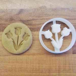 Tulipános - Húsvéti sütemény kiszúró forma, Otthon & Életmód, Konyhafelszerelés, tálalás, Sütikiszúró, Mindenmás, Mézeskalácssütés, MESKA