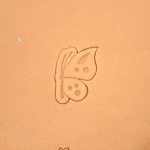 Akció Pillangó oldalról- Húsvéti sütemény kiszúró forma  - otthon & életmód - konyhafelszerelés, tálalás - sütés, főzés - sütikiszúró - Meska.hu