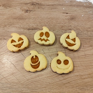 Halloween-i keksz-, linzerkiszúró szett - otthon & életmód - dekoráció - halloween - halloweeni sütikiszúrók - Meska.hu