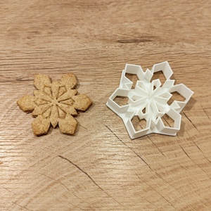 Hópihe 24/5 Karácsonyi keksz, sütemény, mézeskalács kiszúró forma, Otthon & Életmód, Konyhafelszerelés, tálalás, Sütés, főzés, Sütikiszúró, Mézeskalácssütés, Mindenmás, MESKA