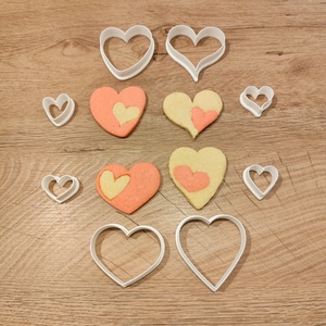 Szívecskés keksz-, mézeskalács-, süti kiszúró szett  - otthon & életmód - konyhafelszerelés, tálalás - sütés, főzés - sütikiszúró - Meska.hu