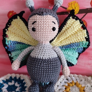 Horgolt amigurumi pillangó, Játék & Sport, Plüssállat & Játékfigura, Más figura, Horgolás, MESKA