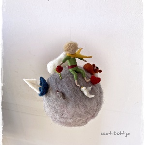 Kisherceg a bolygón - otthon & életmód - dekoráció - dísztárgy - Meska.hu