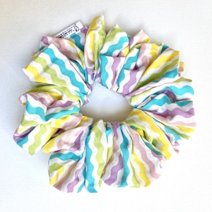 Húsvéti hullámos, csíkos XXL scrunchie - ruha & divat - hajdísz & hajcsat - hajgumi - Meska.hu