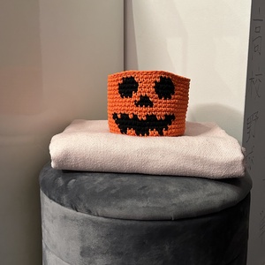 Töklámpás horgolt kosár - Halloween-i dekoráció - otthon & életmód - dekoráció - halloween - halloweeni dekoráció - Meska.hu