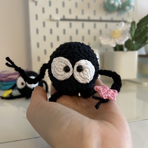 Horgolt Susuwatari figurák  Kézzel Készített Soot Sprite Plüss - játék & sport - plüssállat & játékfigura - más figura - Meska.hu