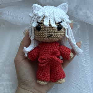 Horgolt Inuyasha figura  Egyedi kézműves amigurumi baba, levehető ruhákkal - játék & sport - plüssállat & játékfigura - más figura - Meska.hu