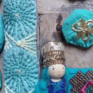 Türkiz birodalom -textilkirakó gyerekeknek( 22db+2db baba) - baba - mama - baba játékok - waldorf játékok - Meska.hu