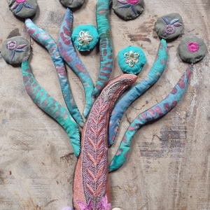Güell park- illatos búzazsákocskák-kirakóhoz gyerekeknek(15db), Baba - mama, Baba játékok, Waldorf játékok, Varrás, Újrahasznosított alapanyagból készült termékek, 
Mintha a Güell parkban járnék...Ahol minden forma, ív, egymásba úszik át, kicsit rendszertelenül, ..., MESKA