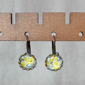 Sárgarózsa üveglencsés fülbevaló - ékszer - fülbevaló - lógós kerek fülbevaló - Meska.hu