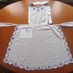Hímzett kötény, Otthon & Életmód, Konyhafelszerelés, tálalás, Konyhai textil, Kötény, Hímzés, MESKA