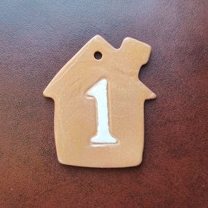 Házikó alakú házszámtábla, Otthon & Életmód, Ház & Kert, Házszám, Kerámia, MESKA