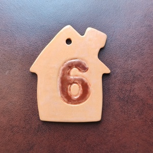 Házikó alakú házszámtábla, Otthon & Életmód, Ház & Kert, Házszám, Kerámia, MESKA