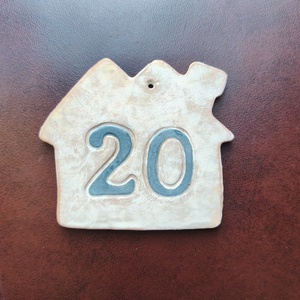 Házikó alakú házszámtábla - Meska.hu