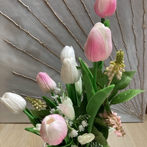 Tavaszi tulipános asztaldísz - otthon & életmód - dekoráció - asztal és polc dekoráció - asztaldísz - Meska.hu