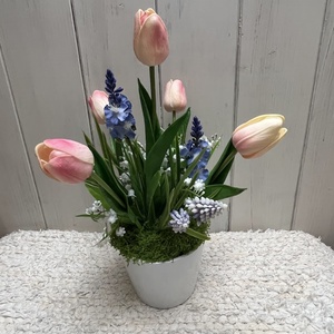 Tavaszi tulipános asztaldísz - otthon & életmód - dekoráció - asztal és polc dekoráció - asztaldísz - Meska.hu