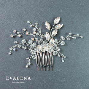 Menyasszonyi ezüst fésű kristályokkal, Esküvő, Hajdísz, Fésűs hajdísz, Ékszerkészítés, Gyöngyfűzés, gyöngyhímzés, MESKA