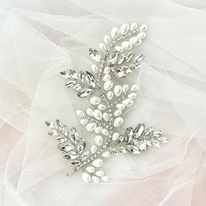 Csepp gyöngyös hajékszer - esküvő - hajdísz - kontydísz & hajdísz - Meska.hu