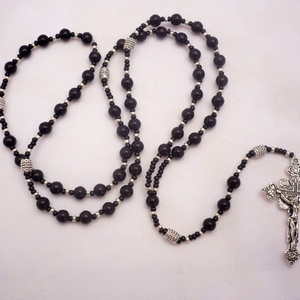 Fekete -ezüst férfi rózsafüzér rózsafüzér nyaklánc , férfi nyaklánc,  férfi ékszer, Meska -  - Meska.hu