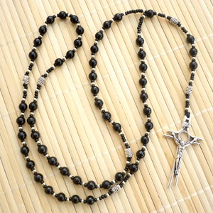 Fekete -ezüst férfi rózsafüzér rózsafüzér nyaklánc , férfi nyaklánc,  férfi ékszer, Meska -  - Meska.hu