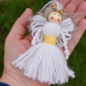 színes fonal angyalka karácsonyfadísz, egyedi ajándék - karácsony - karácsonyi lakásdekoráció - karácsonyi manók, figurák - Meska.hu