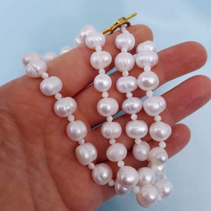 Tenyésztett édesvízi gyöngy, igazgyöngy nyaklánc, gyöngyékszer, gyöngy nyaklánc - ékszer - nyaklánc - gyöngyös nyaklánc - Meska.hu