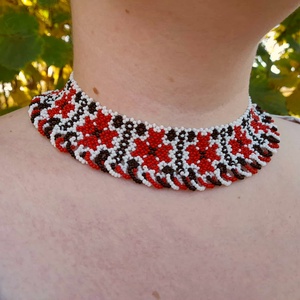 Kereszt díszítéses ukrán gyöngygallér, sziljanka - Meska.hu