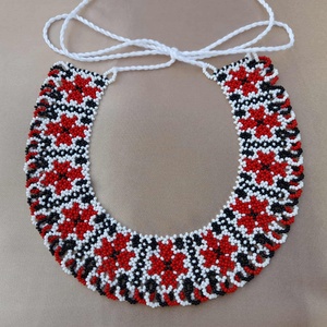 Kereszt díszítéses ukrán gyöngygallér, sziljanka - ékszer - nyaklánc - gyöngyös nyaklánc - Meska.hu