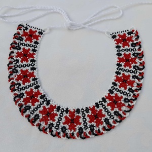 Kereszt díszítéses ukrán gyöngygallér, sziljanka - ékszer - nyaklánc - gyöngyös nyaklánc - Meska.hu