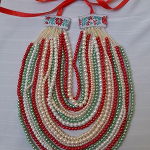 18 soros kaláris, Ékszer, Nyaklánc, Gyöngyös nyaklánc, Gyöngyfűzés, gyöngyhímzés, MESKA