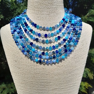 Hétsoros, kék mix csiszolt üveggyöngy kaláris szett, néptánckellék, néptáncos kiegészítő, népi ékszer - ékszer - nyaklánc - gyöngyös nyaklánc - Meska.hu