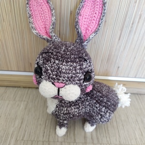 Szürke nyuszi , Játék & Sport, Plüssállat & Játékfigura, Nyuszi, Baba-és bábkészítés, Horgolás, MESKA