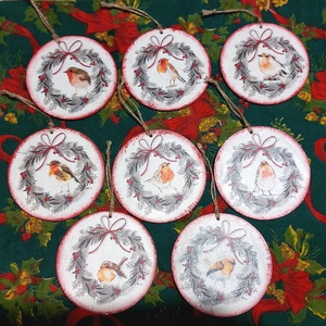 Madárkás karácsonyfadíszek, Karácsony, Karácsonyi lakásdekoráció, Karácsonyfadíszek, Decoupage, transzfer és szalvétatechnika, MESKA