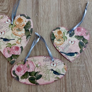 Romantikus rózsás-madaras ajtódísz - otthon & életmód - dekoráció - fali és függő dekoráció - függődísz - Meska.hu