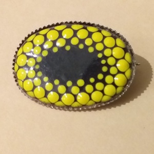 Kis pettyes kitűző, Ékszer, Kitűző és Bross, Kitűző, Tűzzománc, MESKA