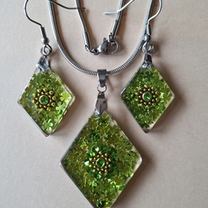 Nagyon zöld - szerencsehozó garnitúra, Ékszer, Ékszerszett, Ékszerkészítés, MESKA