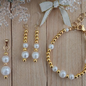 Karácsonyi ékszerszett , Ékszer, Ékszerszett, Ékszerkészítés, Gyöngyfűzés, gyöngyhímzés, MESKA