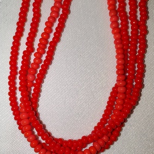 Univerzális Gyöngy Nyaklánc, Ékszer, Nyaklánc, Gyöngyös nyaklánc, Ékszerkészítés, Gyöngyfűzés, gyöngyhímzés, Hétköznapra, alkalmakra vagy ajándéknak egyaránt tökéletes választás. Többféleképpen viselhető, val..., MESKA