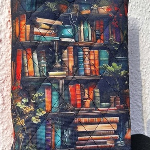 Különleges könyves-virágos mintás könyvtok vízálló anyagból - Meska.hu