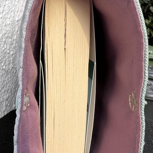 Különleges virágos-gyertyás mintás könyvtok vízálló anyagból - könyv & zene - könyvtok - Meska.hu