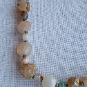 Különleges ásvány nyakék  - ékszer - nyaklánc - gyöngyös nyaklánc - Meska.hu