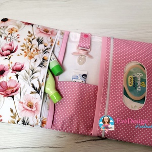 Pelenkatáska és Kiskönyv borító szett - játék & sport - babalátogató ajándékcsomag - Meska.hu