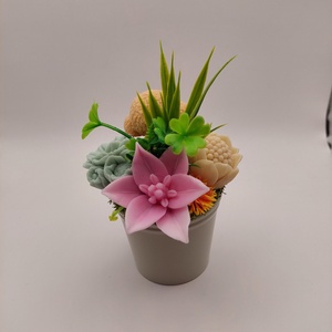 Kiskutyusos szappanvirágos kaspó - otthon & életmód - dekoráció - virágdísz és tartó - csokor & virágdísz - Meska.hu Kiskutyusos szappanvirágos kaspó - otthon & életmód - dekoráció - virágdísz és tartó - csokor & virágdísz - Meska.hu