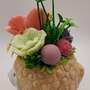 Báránykás kaspó szappanvirágokkal - otthon & életmód - dekoráció - virágdísz és tartó - csokor & virágdísz - Meska.hu