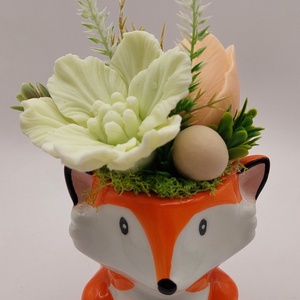 Róka formájú kaspó szappanvirágokkal - Meska.hu