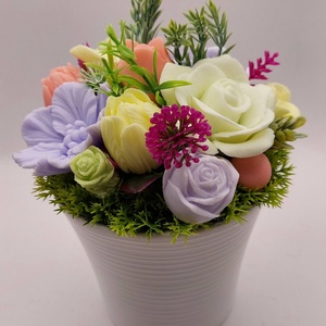 Tavaszias virágok fehér kaspóban - otthon & életmód - dekoráció - Meska.hu